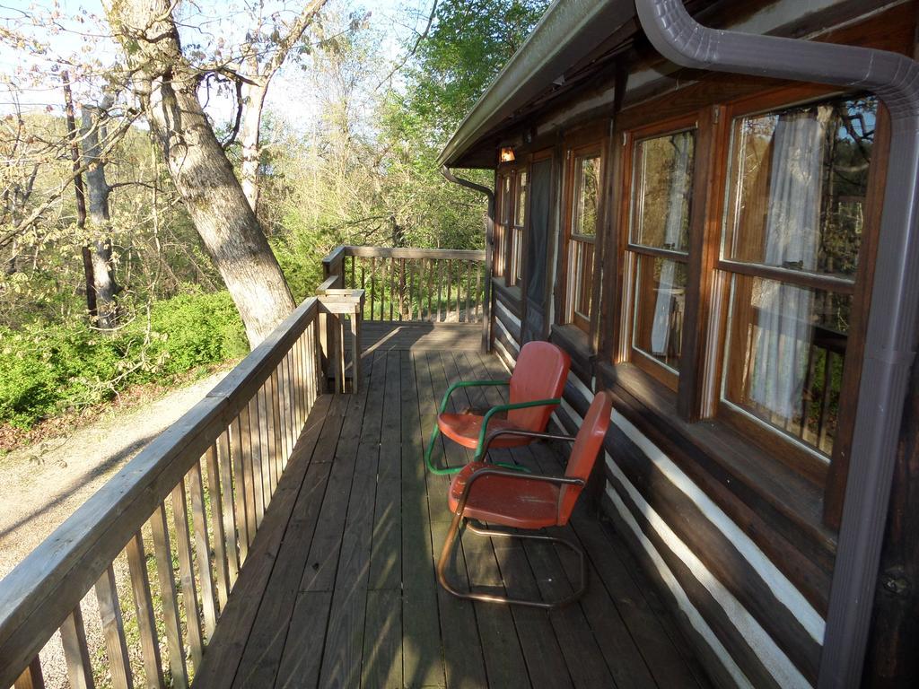فيلا يوريكا سبرينغزفي Lake Lucerne Treehouse المظهر الخارجي الصورة